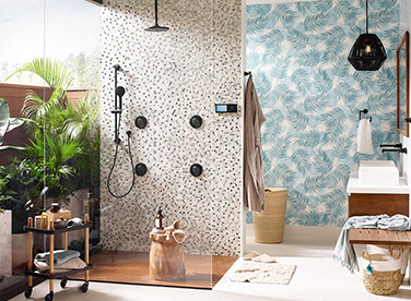 Banner collage large image